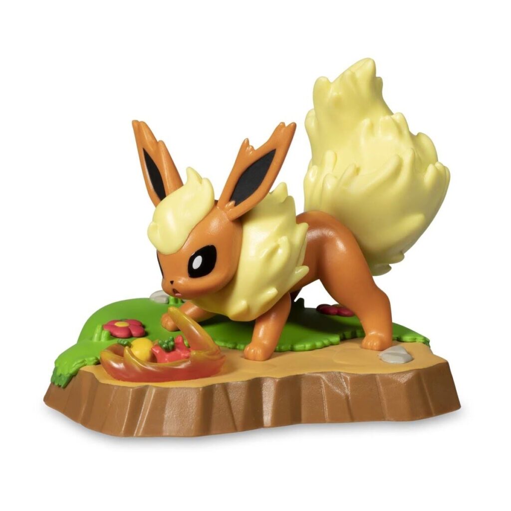d6322c19-4aa4-5ac8-bd63-d6046e7bf9c7-1024x1024-1.jpg An Afternoon with Eevee & Friends: Flareon Figure by Funko - Image 1